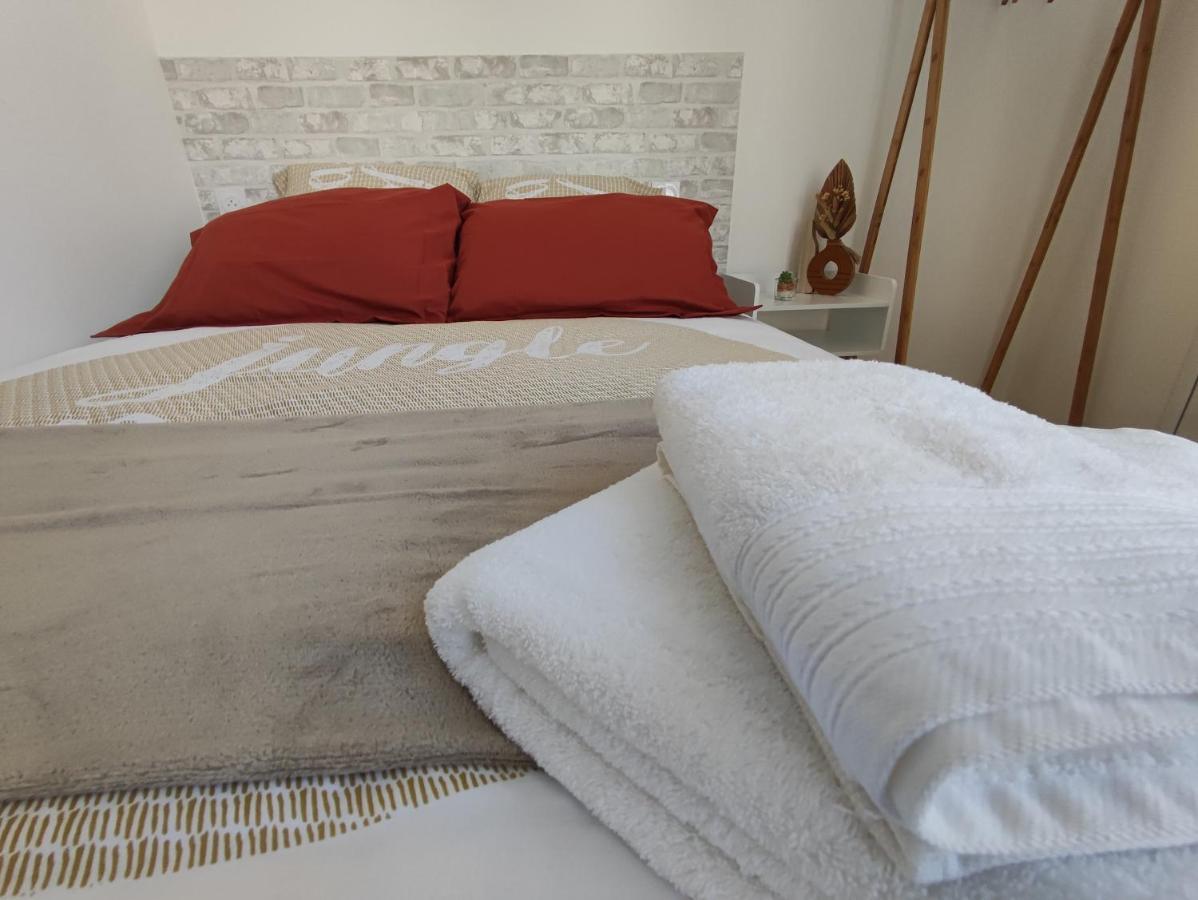 Residence Manivi Beaupreau-en-Mauges Luaran gambar