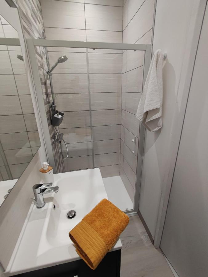 Residence Manivi Beaupreau-en-Mauges Luaran gambar
